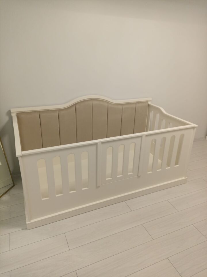 Venedik Bebek ve Çocuk Odası(5 Kapaklı-Döşemeli)